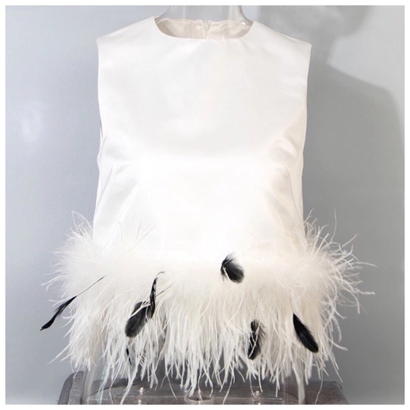 White & Black Satiny Natural Feather Top - Picture 2 of 4